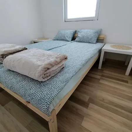 A1 - Airport Apartman *